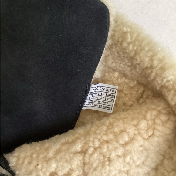 UGG Catalina Tall Black Suede Shearling Leather Wrap Strap Boots Size 6 - Picture 15 of 15